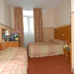 Sander Hotel